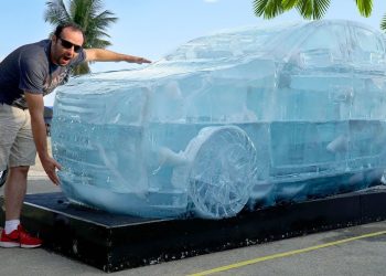 Como é feito um carro de gelo?