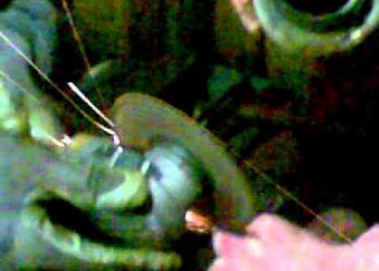 Método fácil de tirar o anel do dedo HAHA