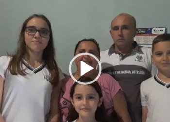 Coisa boa é mandar aquela mensagem bonita pra mostrar a família unida e feliz