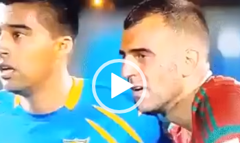 Jogadores de futebol estão sempre fingindo lesões