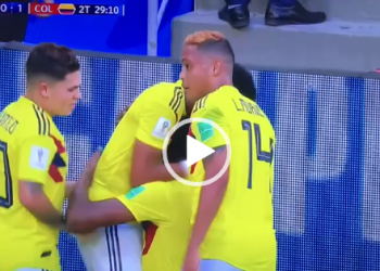 Observem a preocupação do zagueiro do Senegal que ficou no 1º pau