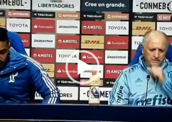 Olha a cara do Felipão quando viu o Pablo Vittar na garrafa de Gatorade