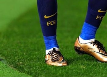 O melhor gol do Neymar por ano.