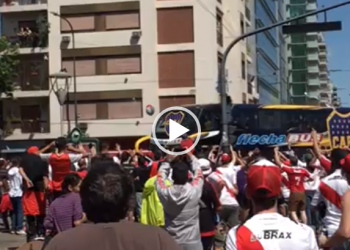 Ônibus do Boca Juniors é atacado por torcida do River Plate na final da Libertadores