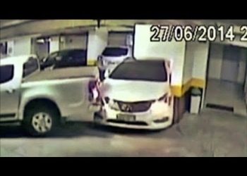 Batidas propositais de carro. Veja esses malucos no trânsito