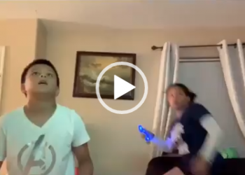 Deu uma raquetada que doeu hein