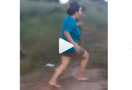 fingiu de morto - pediu em casamento