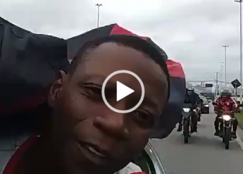Rio de Janeiro esta complicado... Motoqueiro rouba celular de torcedor do Flamengo