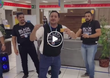 Black Friday Boys - vídeo feito por vendedores da Magazine Luiza viralizam na rede.